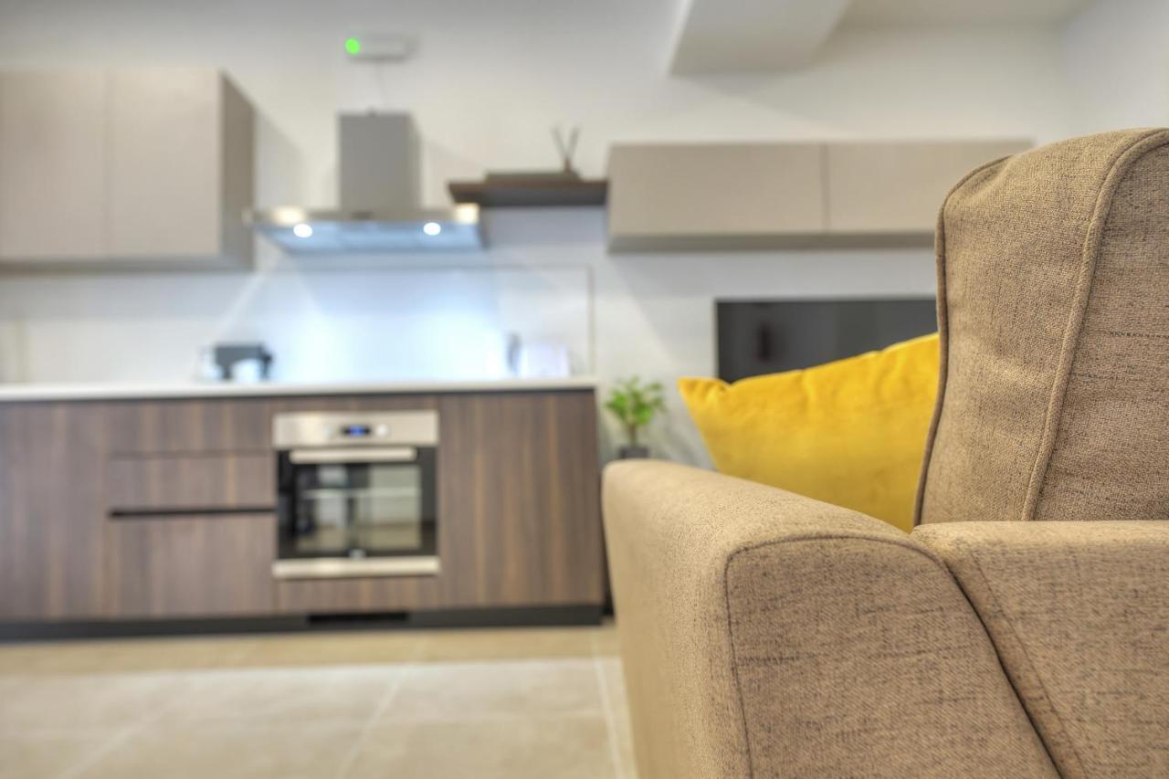 Brand New And Tastefully Furnished 2 Bedroom Apartment Ddif1-2 Gzira Eksteriør bilde